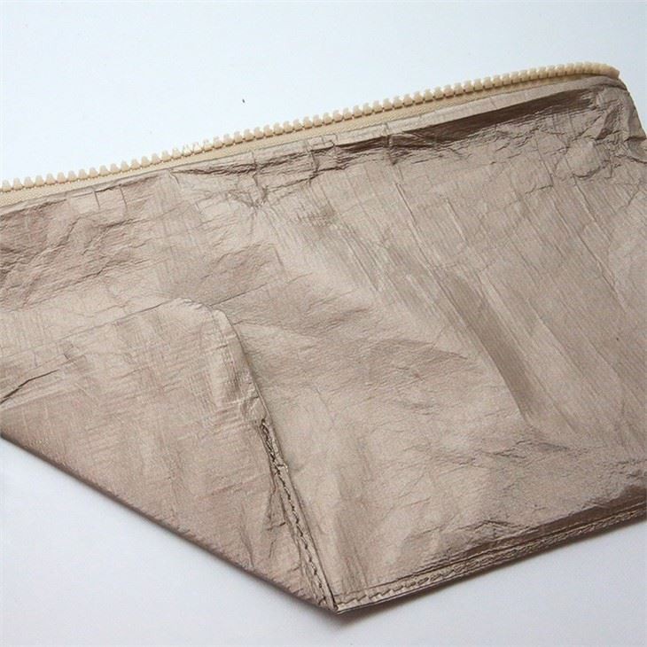 Well Design Pencil Purse